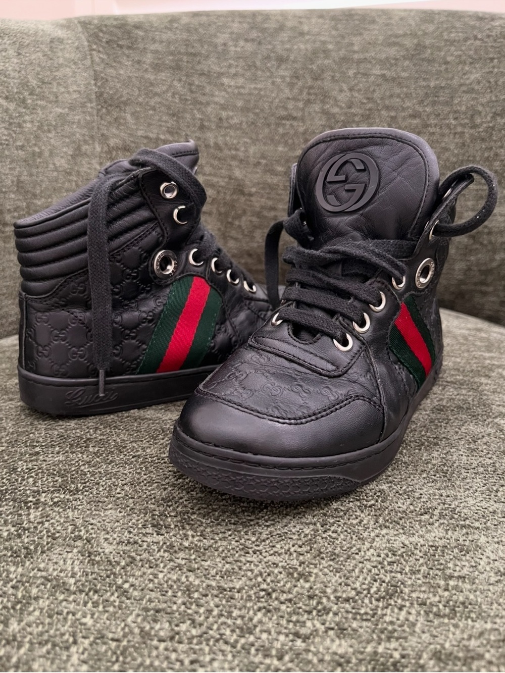 Gucci Boys Black High Top Sneakers GG Guccissima Web size 29
Stripe Lace Up